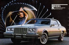 1982 Buick Full Line Prestige-04-05.jpg